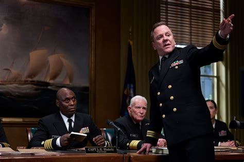 The Caine Mutiny：A Riveting Tale of Naval Insurrection and Moral Quandaries!